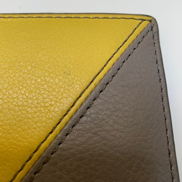 Fossil Leather Mini Wallet and Passport Cover - Picture 6 of 11